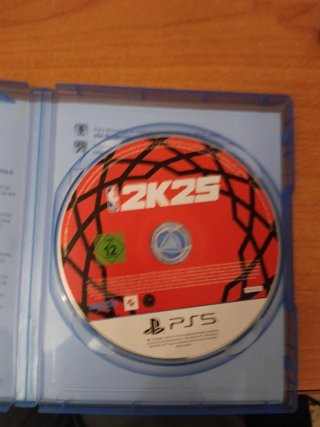 NBA 2K25 PS5 en muy buen estado