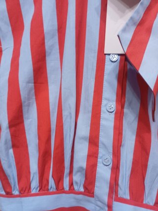 Camisa Zara Talla M Rayas Rojas y Azules