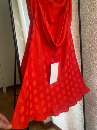Mini Vestido satinado lunares rojo Zara-S