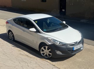 Vendo Hyundai Elantra 2012