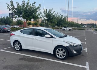 Vendo Hyundai Elantra 2012