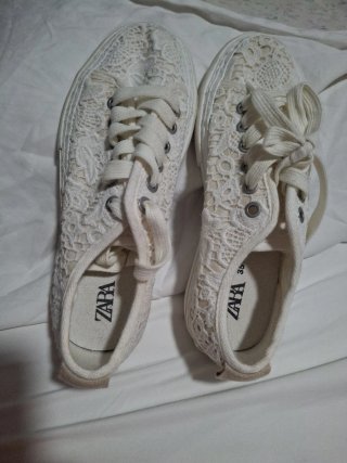ZARA Zapatillas Encaje Blanco Talla 35