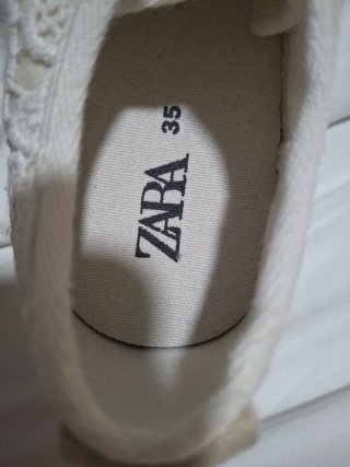 ZARA Zapatillas Encaje Blanco Talla 35