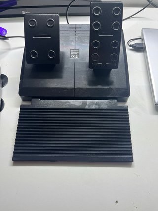 Volante PS4/PS5 con Pedali