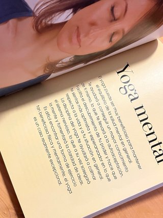 Libro Yoga para principiantes, Sally Parkes