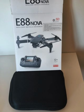Drone E88 NOVA Preto