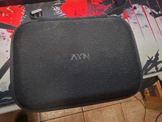 Ayn Thor consola portátil