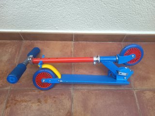 Patinete infantil multicolor