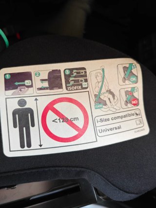 Se vende elevador coche niños