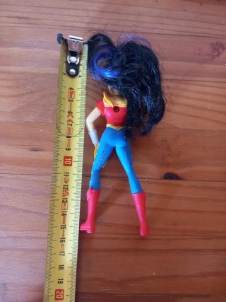 Boneco Wonder Woman 2016