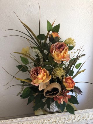 Centro de mesa floral artificial