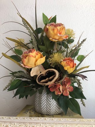 Centro de mesa floral artificial