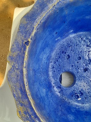 Vaso in cemento con piatto / blu con resina