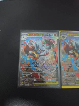 Cartas Pokémon Mega-Lucario EX y Zoroark-EX