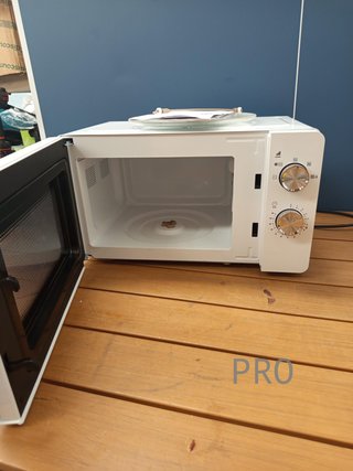 ProductoTaurus Microondas 20L, 700W, 5 potencias, Sin Grill.
