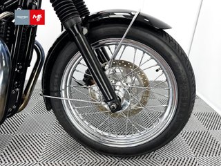 TRIUMPH BONNEVILLE T100 2008 13871 kms.
