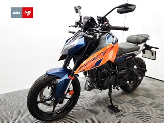 KTM 125 DUKE 2025 738 kms.