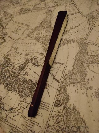 Abanico chino artesanal madera raíz