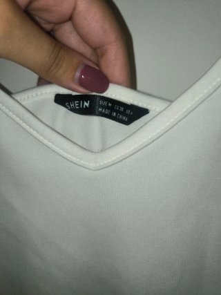Body branco SheIn tam M