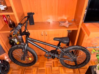 Bicicleta BMX Negra