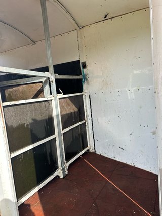 Remolque Transporte Animales Vivos