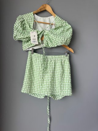 Conjunto cuadros vichy Bershka verde