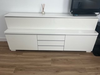 Muebles Salón Blanco Alto y Bajo