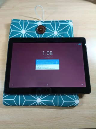 Tablet Prixton (10'1')+custodia+cavo+penna