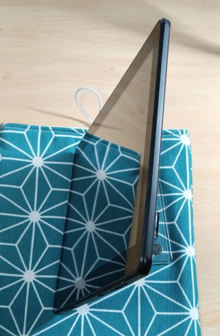 Tablet Prixton (10'1')+custodia+cavo+penna