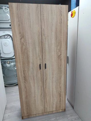 Armario blanco y madera nuevo
