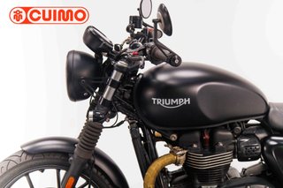 TRIUMPH STREET TWIN