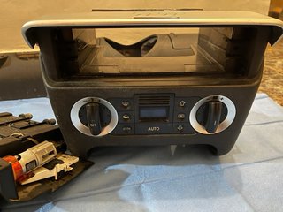 Consola Central y transversal Audi TT MK1 (8N)