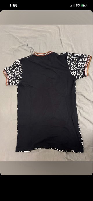 Camiseta B