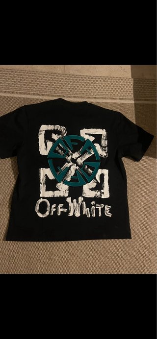 Camiseta B