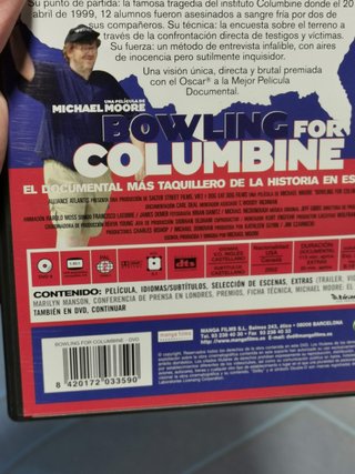 MICHAEL MOORE, película documental + libro