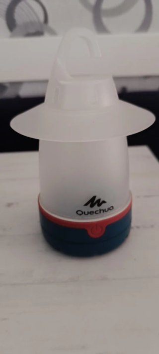 Lámpara Camping Quechua Blanca y Gris