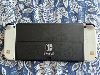 Nintendo Switch OLED Edición Zelda