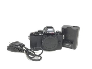 camara digital reflex olympus e-m10