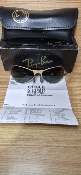 Gafas de sol Ray-Ban doradas