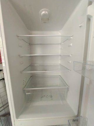 Frigorífico Beko 300 L – Funciona perfecto