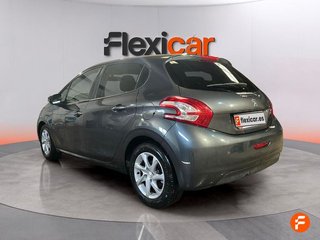 Peugeot 208 5P ALLURE 1.6 e-HDi 92