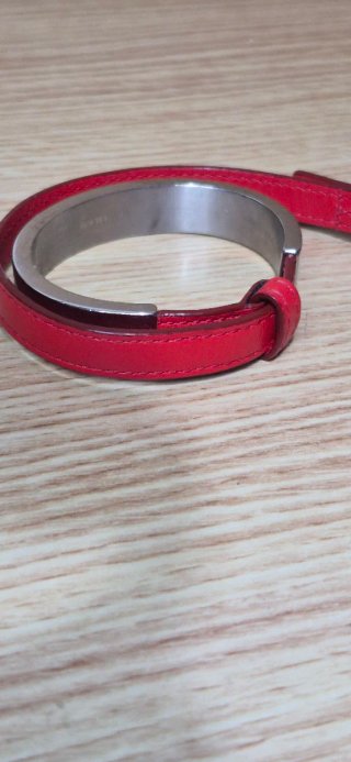 Pulsera Loewe Roja y Plateada