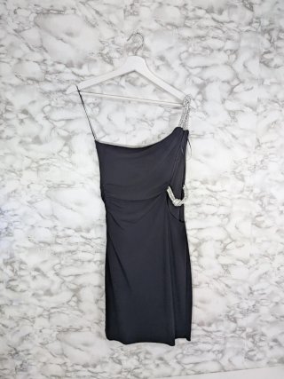Vestido negro Zara con pedrería - Talla M