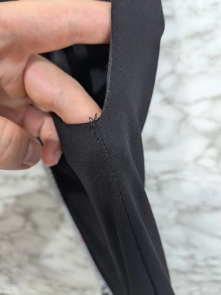 Vestido negro Zara con pedrería - Talla M
