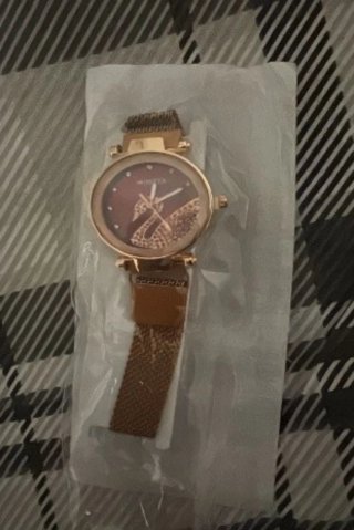Reloj Mouya Dorado y Marrón con Diseño de Cisne