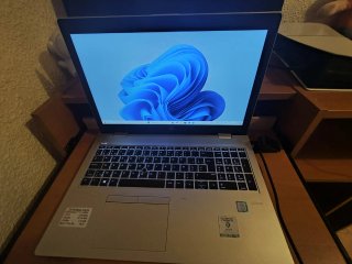 Portátil HP i7 16GB RAM 512GB SSD