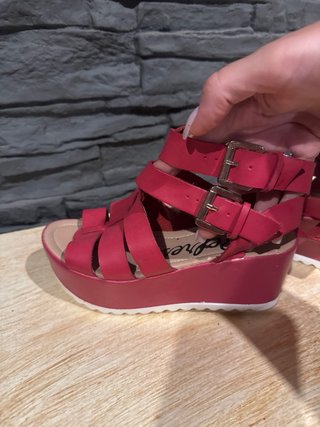 Sandalias plataforma roja