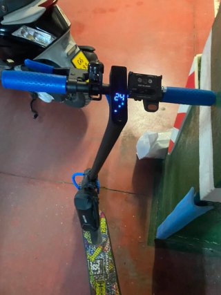 Patinete Xiaomi Mi Electric Scooter Essential