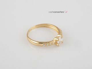 anillo oro 18k con piedra con circonita