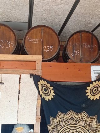 Barricas de roble Torner para vender vino en bar